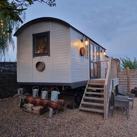 Villa The Cosy Hut à Faversham Extérieur photo